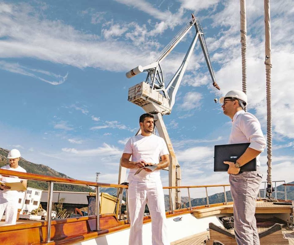 Two coworkers on the ship