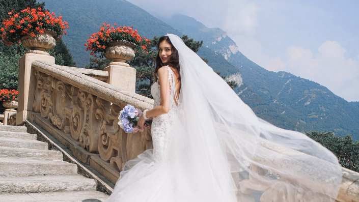 Bride