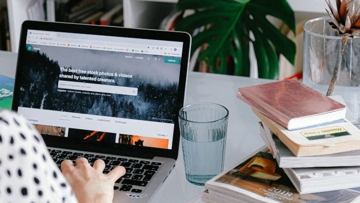 Digital nomad