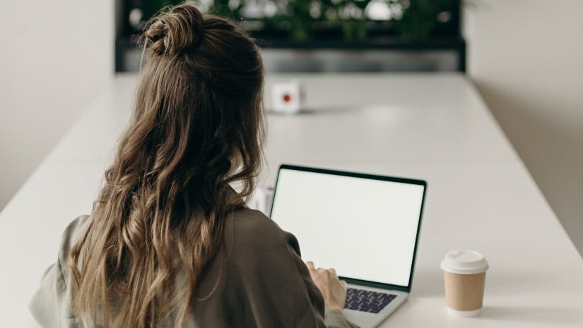 Digital nomad