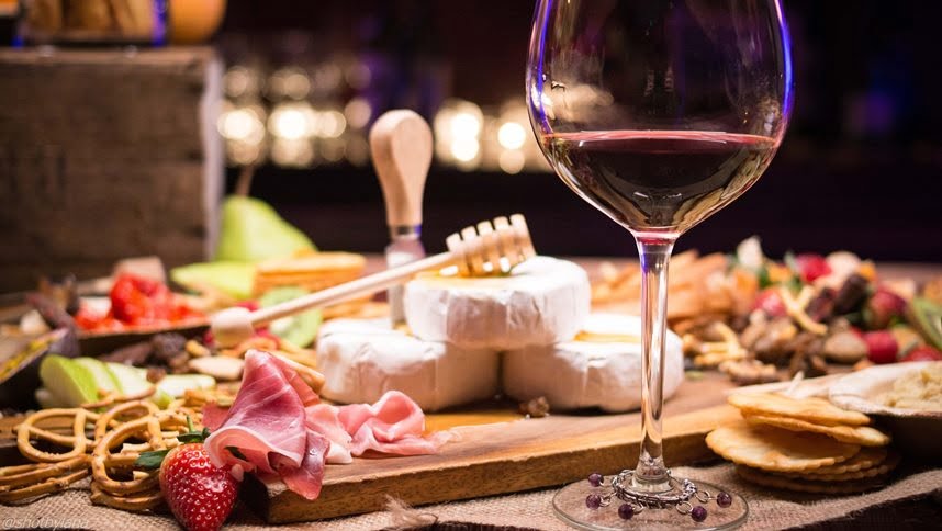 Ham, cheese and wine spread