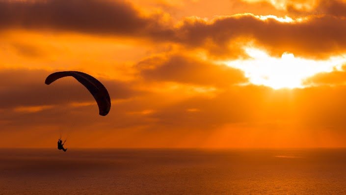 Paragliding at the sea