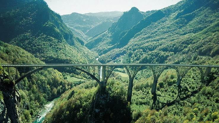 Tara river canyon