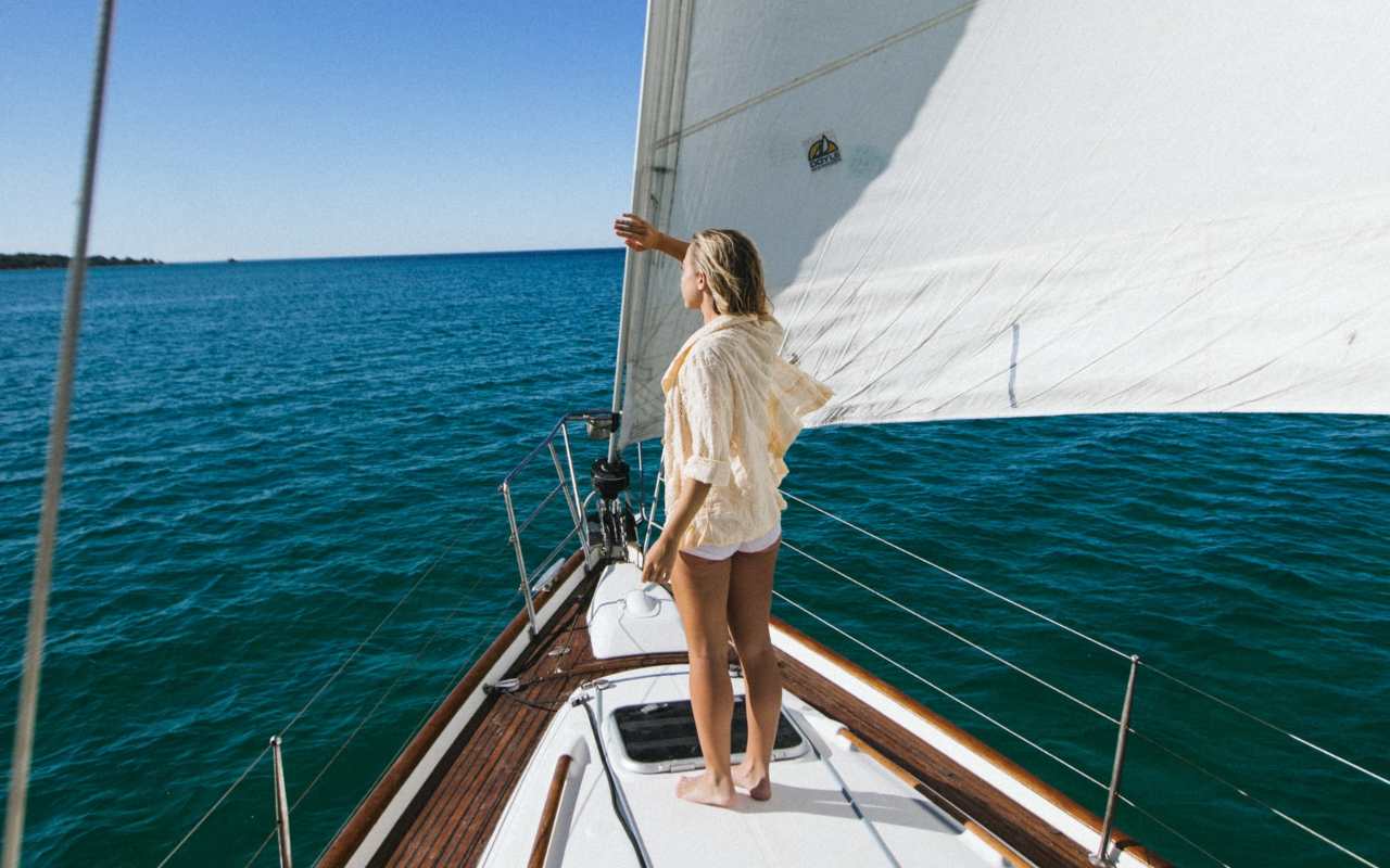 Women on the yacht